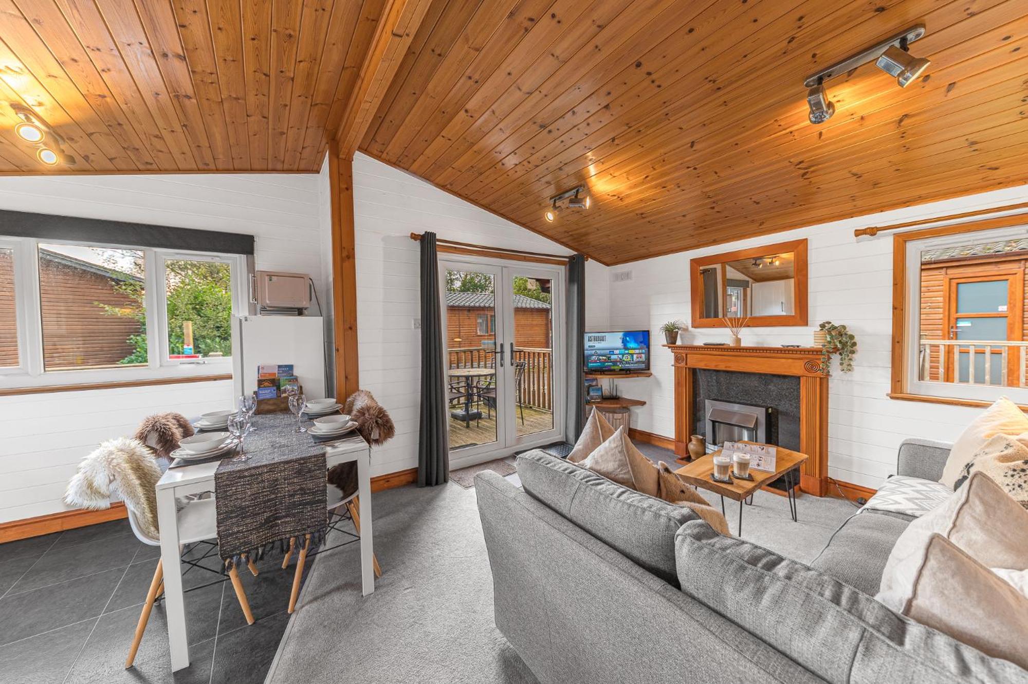 Bowness 45 - 2 Bedroom Lake Windermere Lodge Kültér fotó