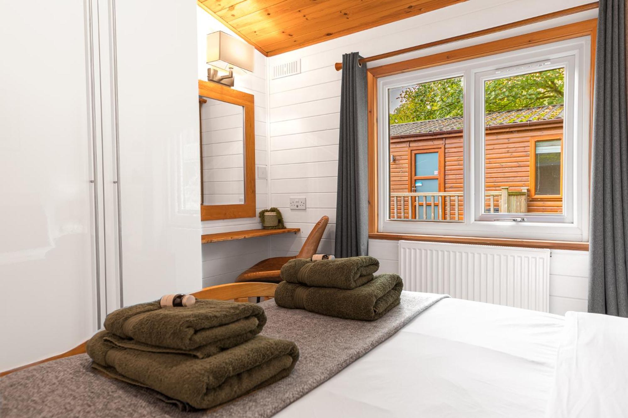 Bowness 45 - 2 Bedroom Lake Windermere Lodge Kültér fotó